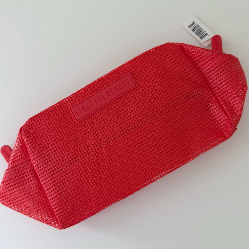 NWT First Aid Beauty Case